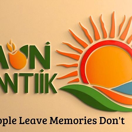 The Daun Puntik Homestay Pemenang Esterno foto
