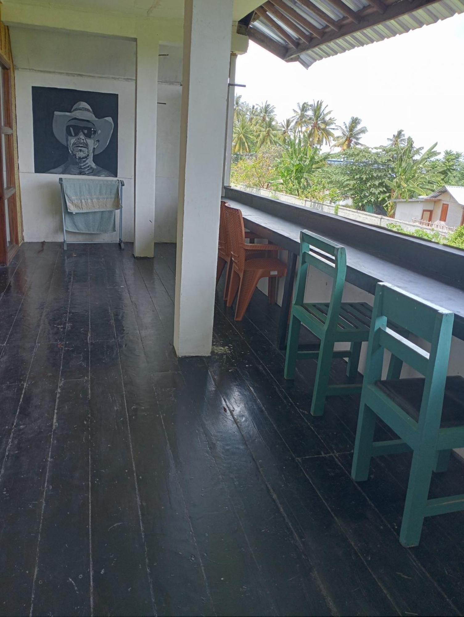 The Daun Puntik Homestay Pemenang Esterno foto